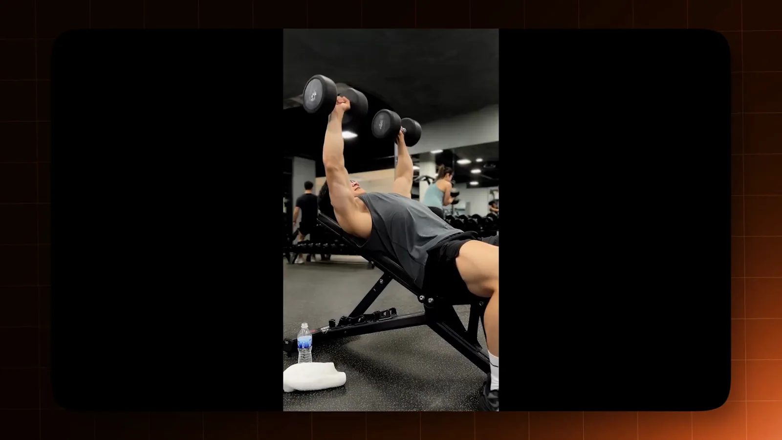 Man lifts dumbbells in a Kling 4.0 thirty-second gym vlog generated in one pass with six consistent Chinese-language shots